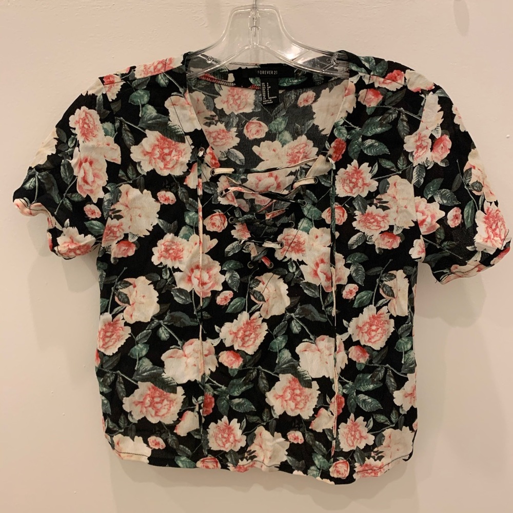 Floral Laced Short Sleeve